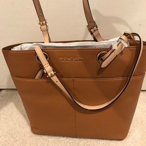Real, Brand new, Gorgeous Michael Kors bag!